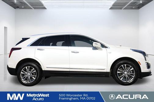 2022 Cadillac XT5 Premium Luxury