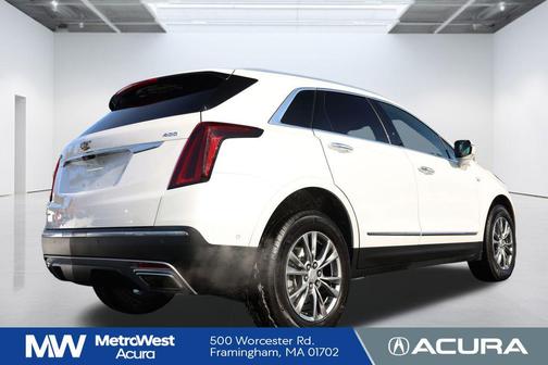 2022 Cadillac XT5 Premium Luxury