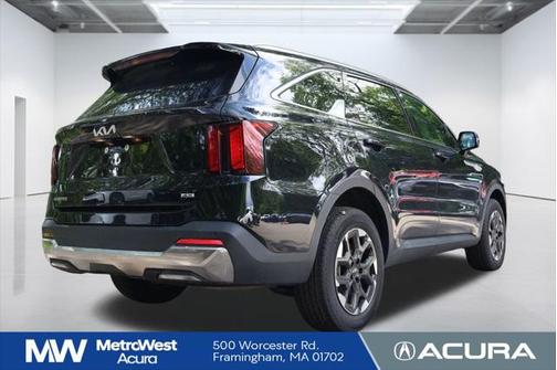 2025 Kia Sorento S