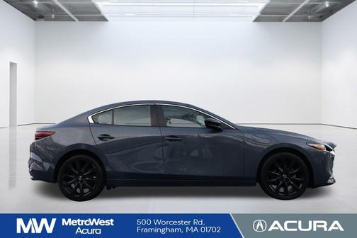2022 Mazda Mazda3 FWD w/Preferred Package