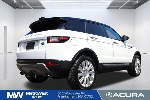 Fuji White 2018 Land Rover Range Rover Evoque HSE