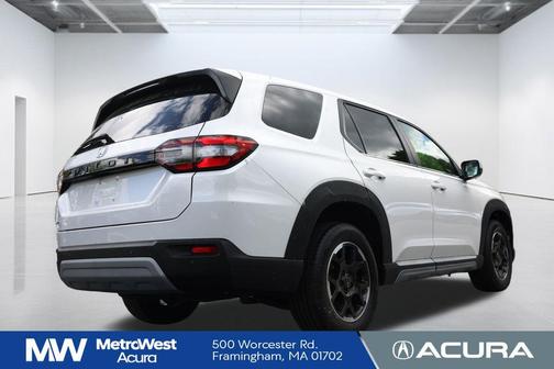 Platinum White 2025 Honda Pilot EX-L