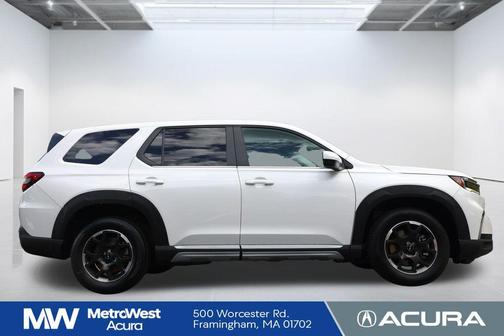 Platinum White 2025 Honda Pilot EX-L