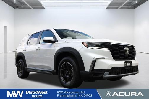 Platinum White 2025 Honda Pilot EX-L