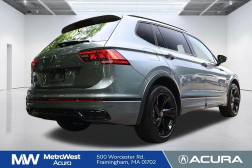 Platinum Gray Metallic 2023 Volkswagen Tiguan 2.0T SE R-Line Black 4MOTION
