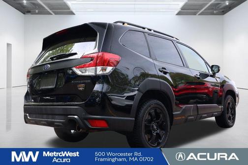 Crystal Black Silica 2024 Subaru Forester Wilderness
