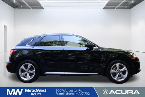 Brilliant Black 2020 Audi Q5 45 Premium Plus