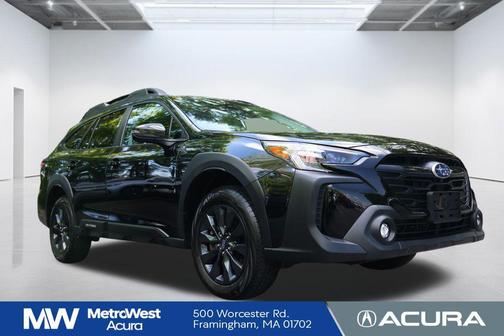 Crystal Black Silica 2024 Subaru Outback Onyx Edition XT