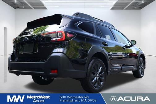 Crystal Black Silica 2024 Subaru Outback Onyx Edition XT