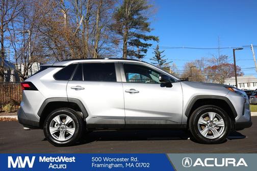 2025 Toyota RAV4 Hybrid LE