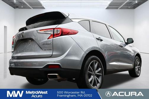 Lunar Silver Metallic 2024 Acura RDX Technology Package