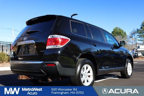 2013 Toyota Highlander SE