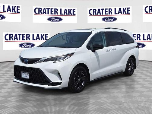 Ice 2024 Toyota Sienna XSE