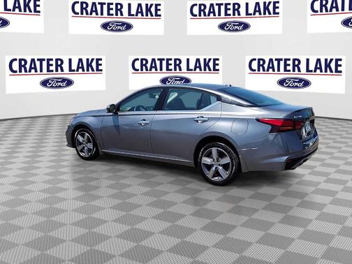 2022 Nissan Altima 2.5 SL