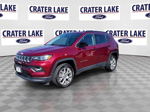 2022 Jeep Compass Latitude Lux