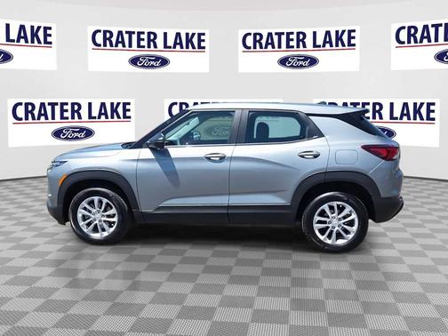 Sterling Gray Metallic 2026 Chevrolet Trailblazer LS