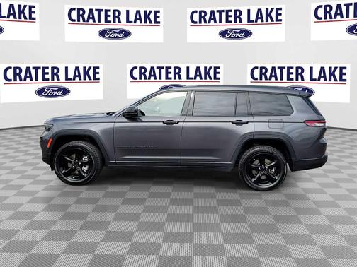 2023 Jeep Grand Cherokee L Laredo