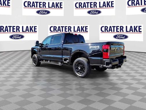 2025 Ford F-350 XLT