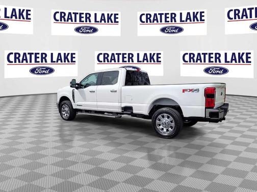 2025 Ford F-350 Lariat Super Duty