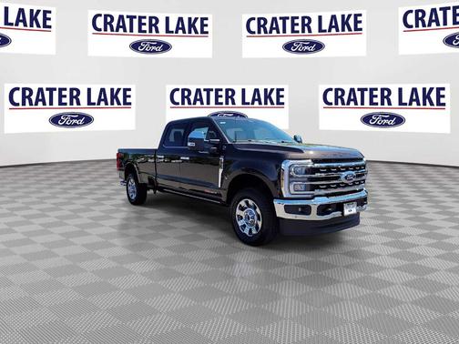 2025 Ford F-350 Lariat Super Duty