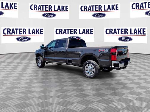 2025 Ford F-350 Lariat Super Duty