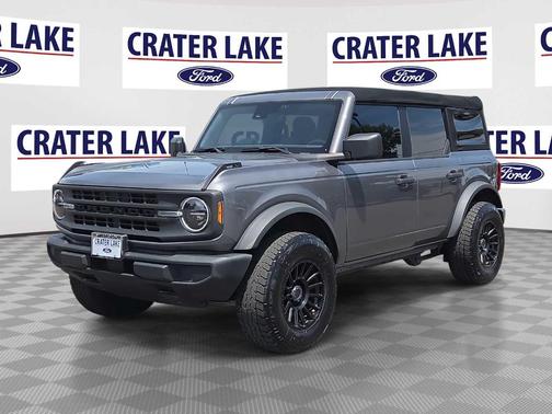 Carbonized Gray Metallic 2021 Ford Bronco Base