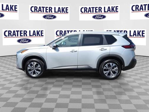 Brilliant Silver Metallic 2022 Nissan Rogue SV