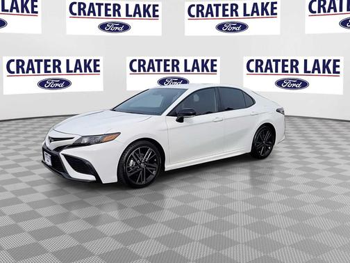 2024 Toyota Camry SE Nightshade