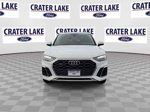 2024 Audi Q5 45 S line quattro Premium