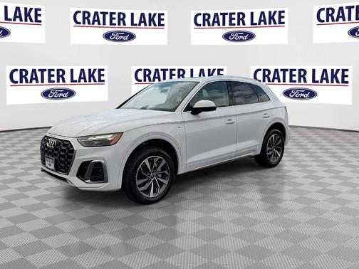 2024 Audi Q5 45 S line quattro Premium