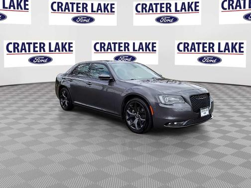 2022 Chrysler 300 S
