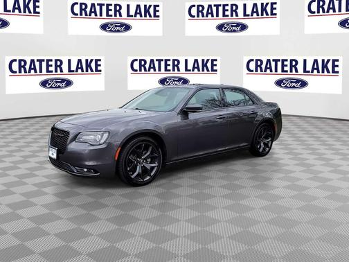 2022 Chrysler 300 S