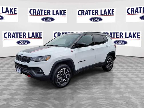 2024 Jeep Compass Trailhawk