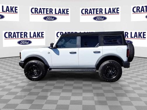 Oxford White 2026 Ford Bronco Outer Banks