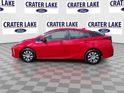 2019 Toyota Prius XLE