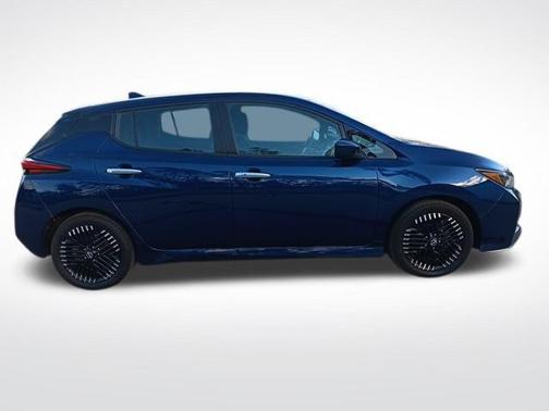 2024 Nissan Leaf SV PLUS