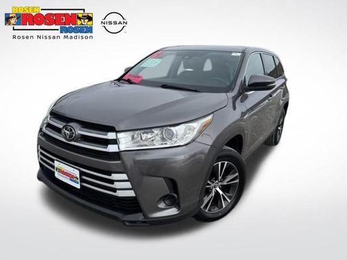 2019 Toyota Highlander LE I4