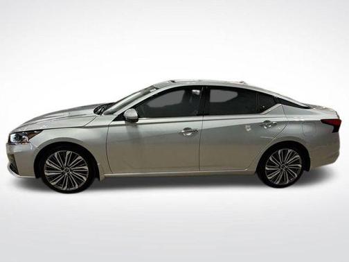 2024 Nissan Altima 2.5 SL