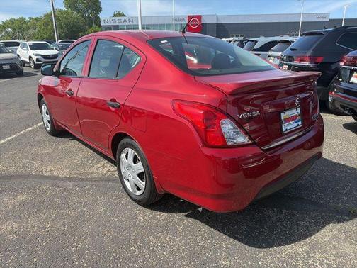 Red Brick 2015 Nissan Versa 1.6 S+