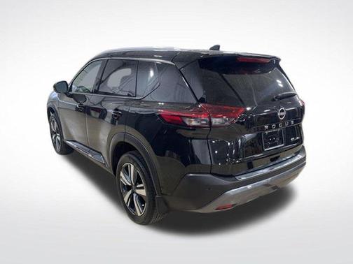 Super Black 2023 Nissan Rogue SL