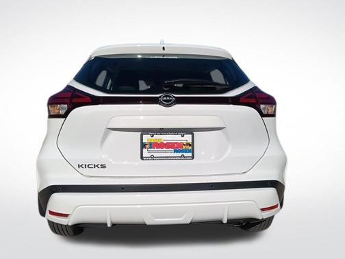 2024 Nissan Kicks S