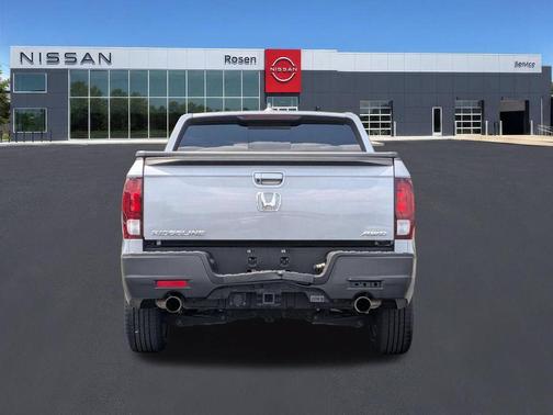 Lunar Silver Metallic 2023 Honda Ridgeline RTL