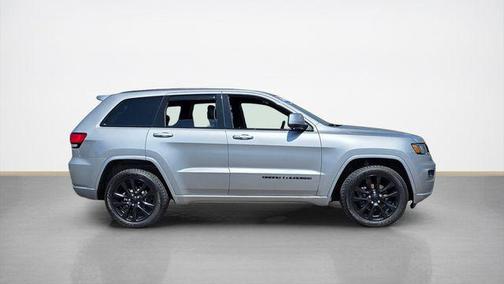 Billet Silver Metallic Clearcoat 2017 Jeep Grand Cherokee Altitude