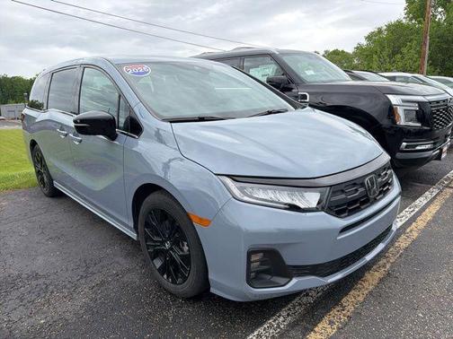 Sonic Gray Pearl 2025 Honda Odyssey Sport-L