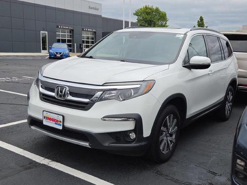 White 2022 Honda Pilot AWD EX-L