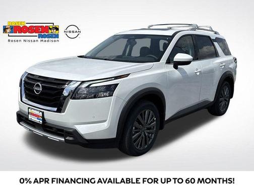 2025 Nissan Pathfinder SL 4WD