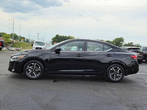 Super Black 2025 Nissan Sentra SV