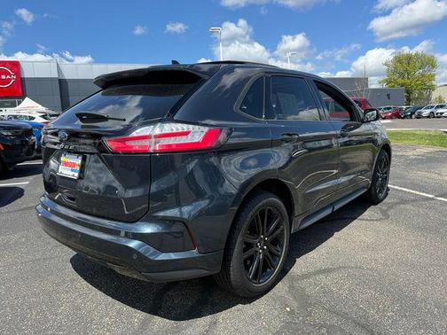 Stone Blue Metallic 2024 Ford Edge ST Line