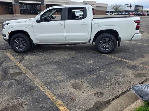 Glacier White 2026 Nissan Frontier SV