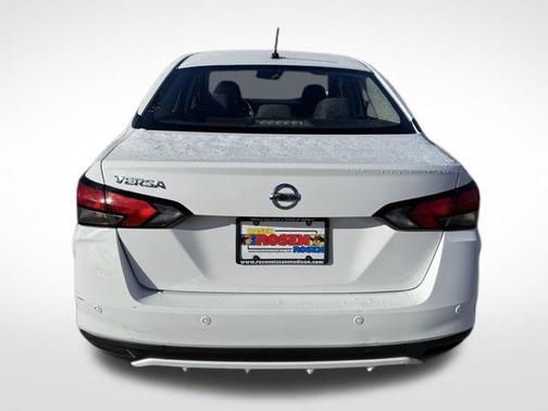 2021 Nissan Versa 1.6 S